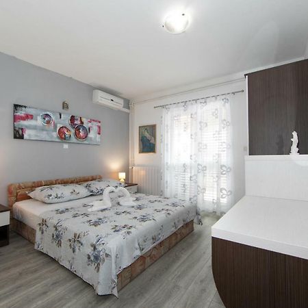 Ferienwohnung David I Rino Brela Exterior foto