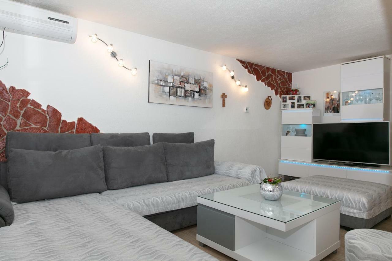 Ferienwohnung David I Rino Brela Exterior foto